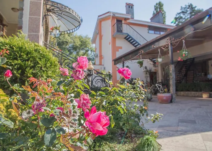 Montreal Мініготель *