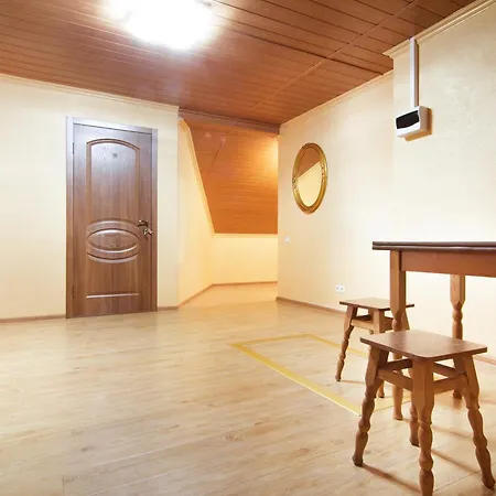 Montreal Inn Odesa