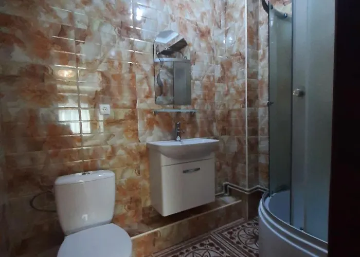 Han/Misafirhane Montreal